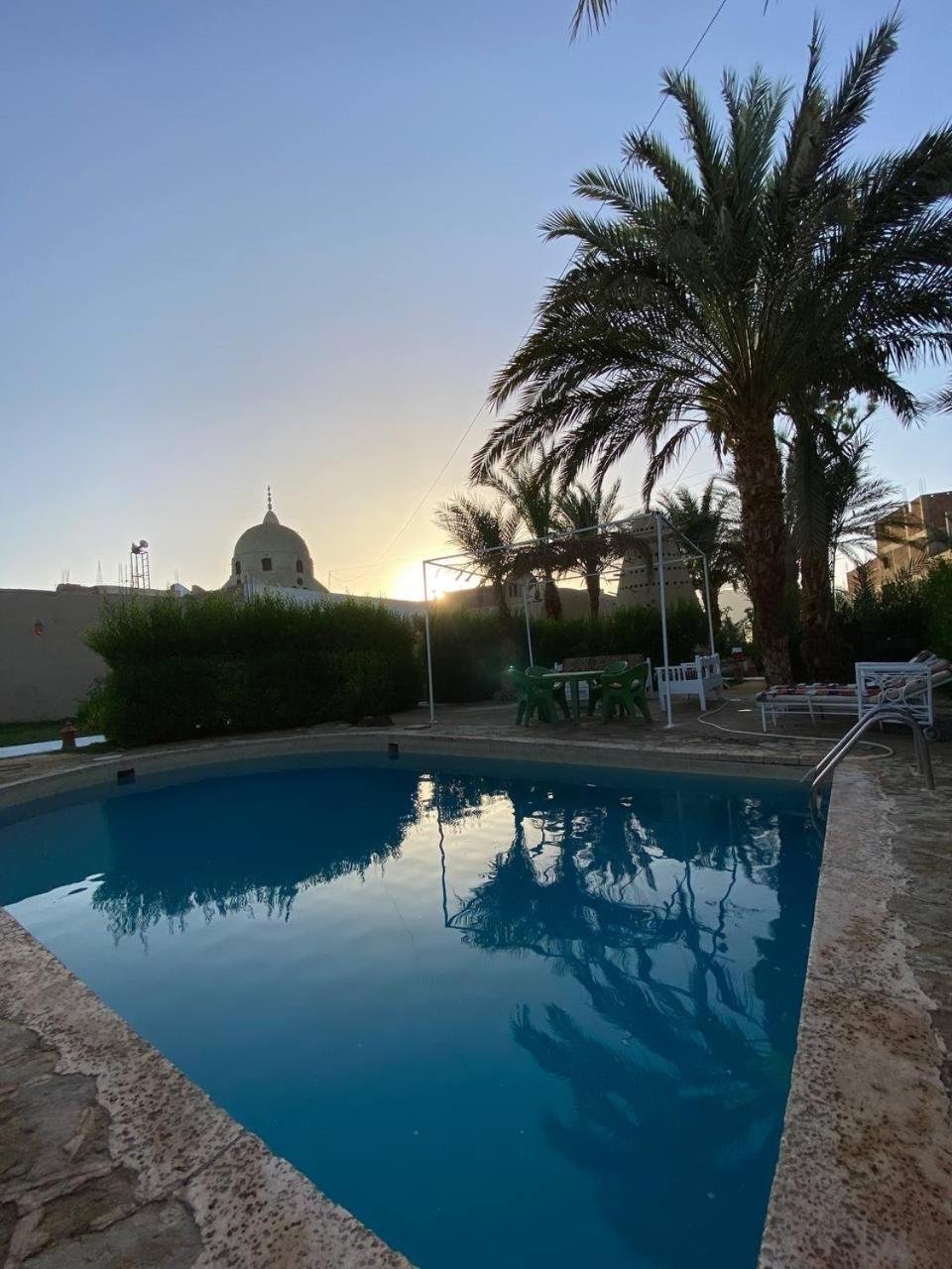 Hotel Sekhmet Retreat Centre à Louxor Extérieur photo