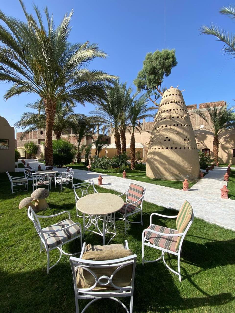 Hotel Sekhmet Retreat Centre à Louxor Extérieur photo